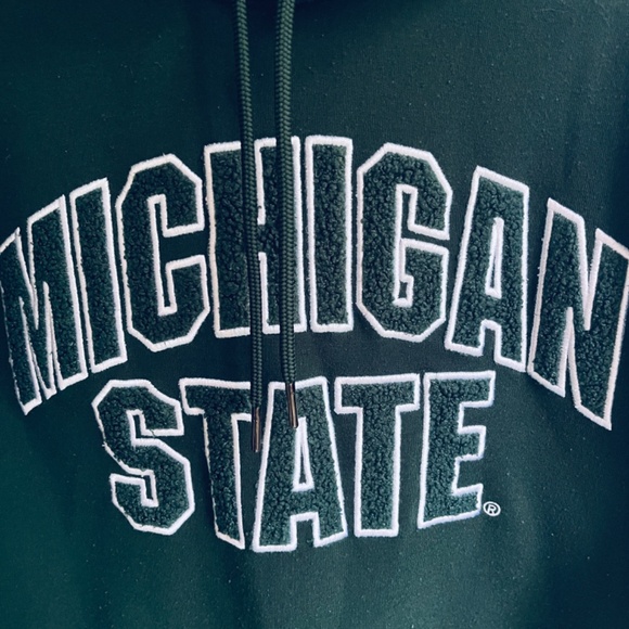 Michigan State University XL Hoodie Chenille Embroidery Green Sweatshirt MSU - Picture 2 of 10